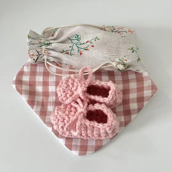 Brush, Dribble Bib & Bootie Set