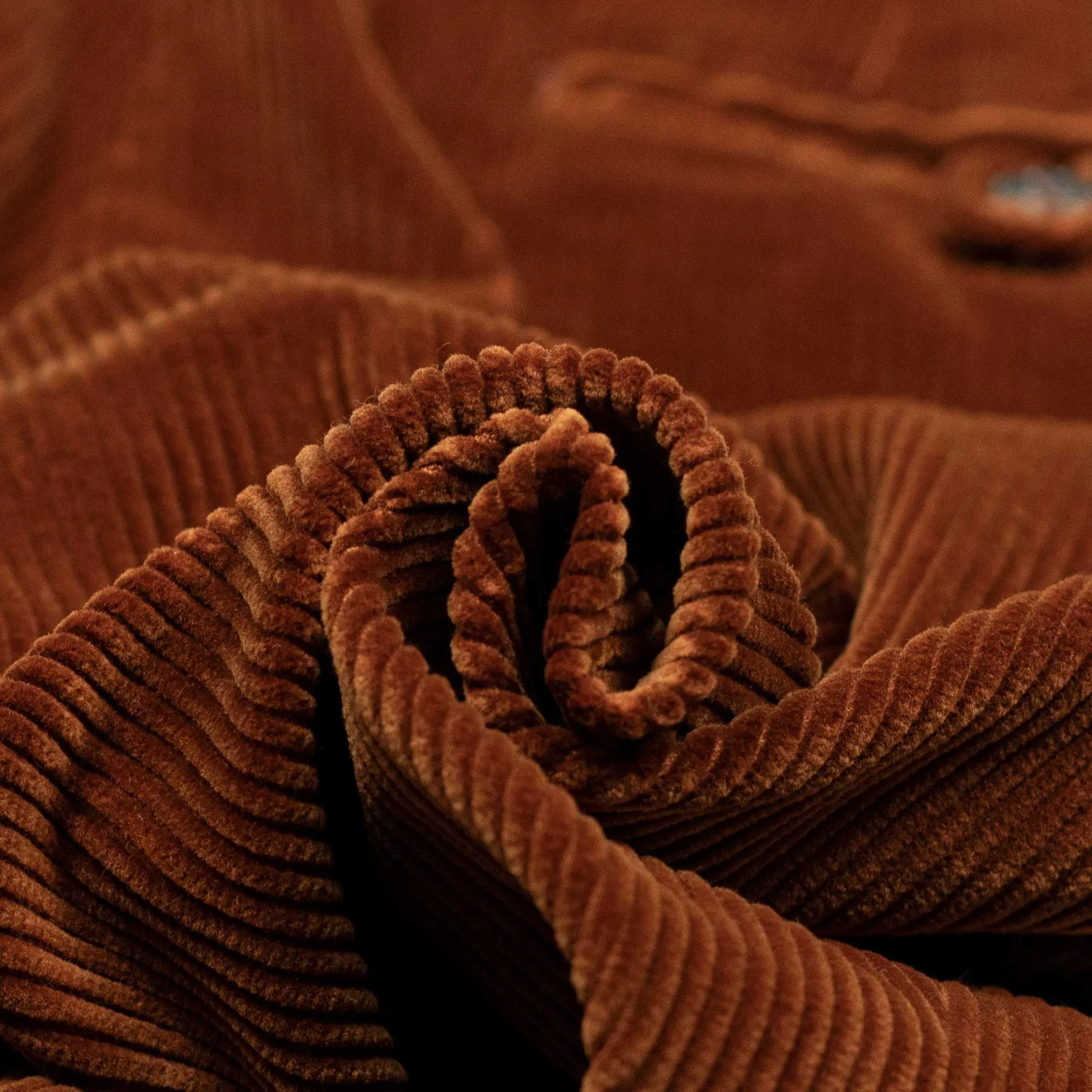 Higher-rise rust washed cotton corduroy trousers (restock)
