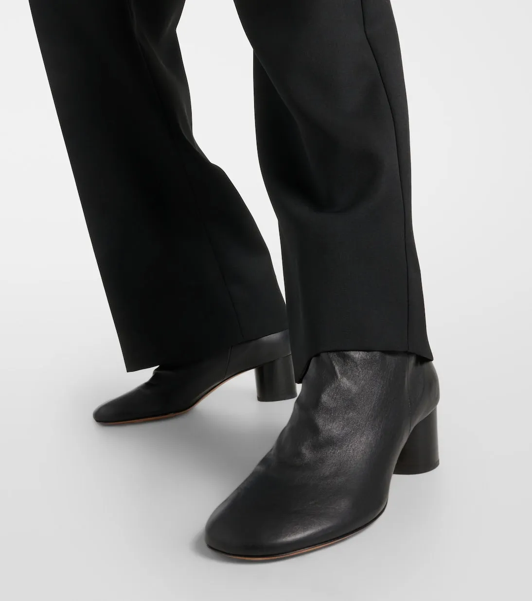 Laeden Isabel Marant leather ankle boots, black